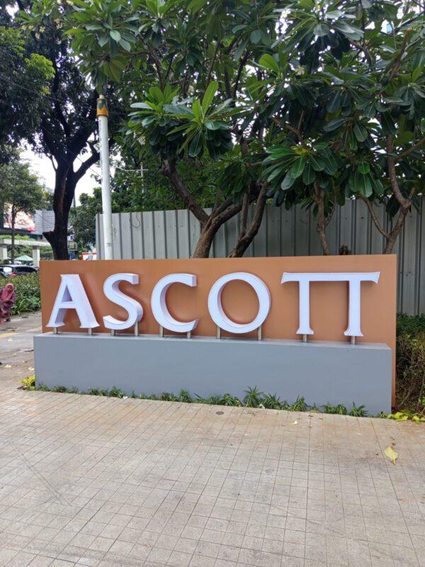 Sign Hotel Ascott